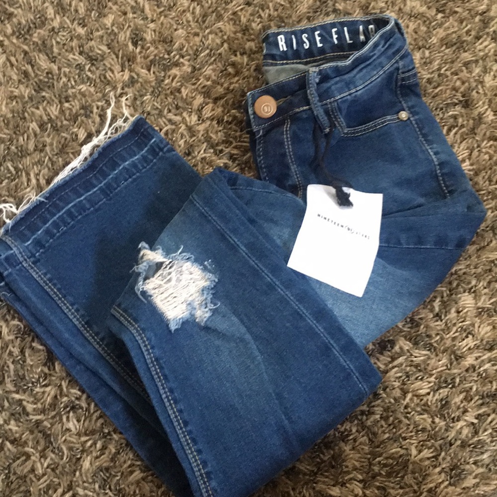 Mid Rise Flair Jeans